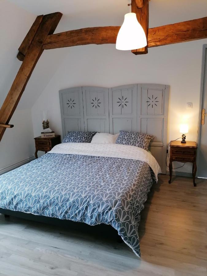 Lola Apartment Montigny-Sur-Crecy Exterior photo